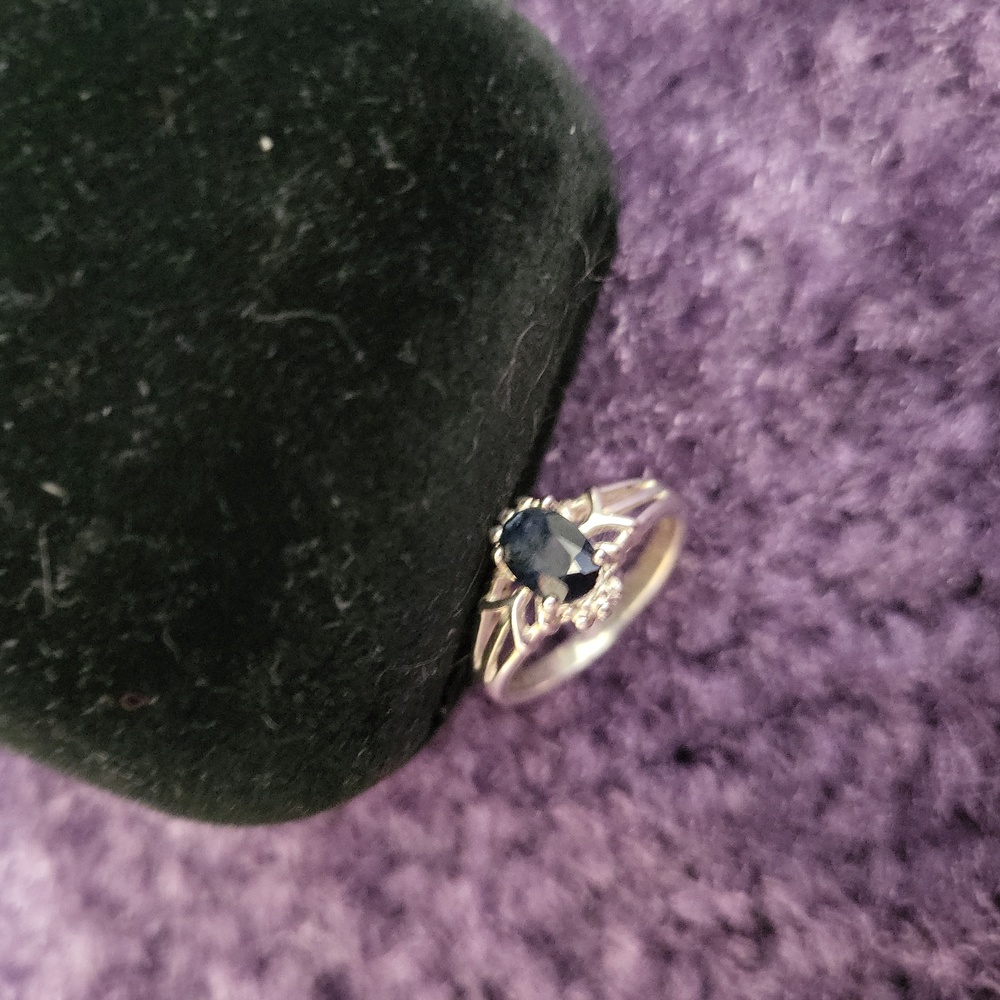 Sapphire ring